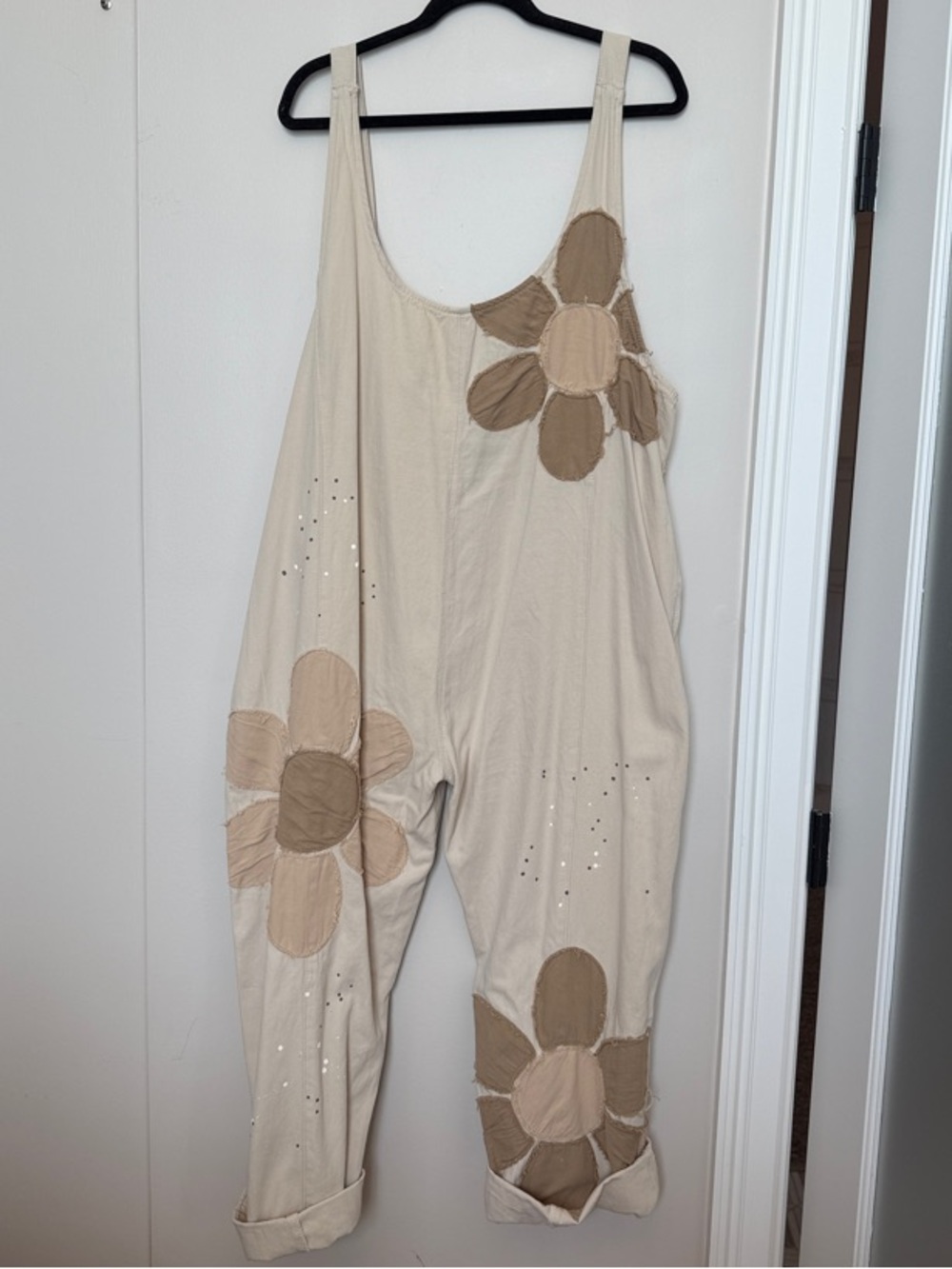 Cream Floral Appliqué Women's Jumpsuit